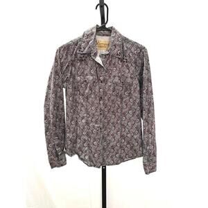 Cowgirl Legend Women's Western Shirt with Paisley Print Medium